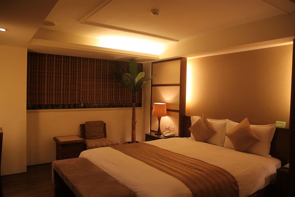 Shin Yuan Celeb Metro Hotel Hsinchu Buitenkant foto