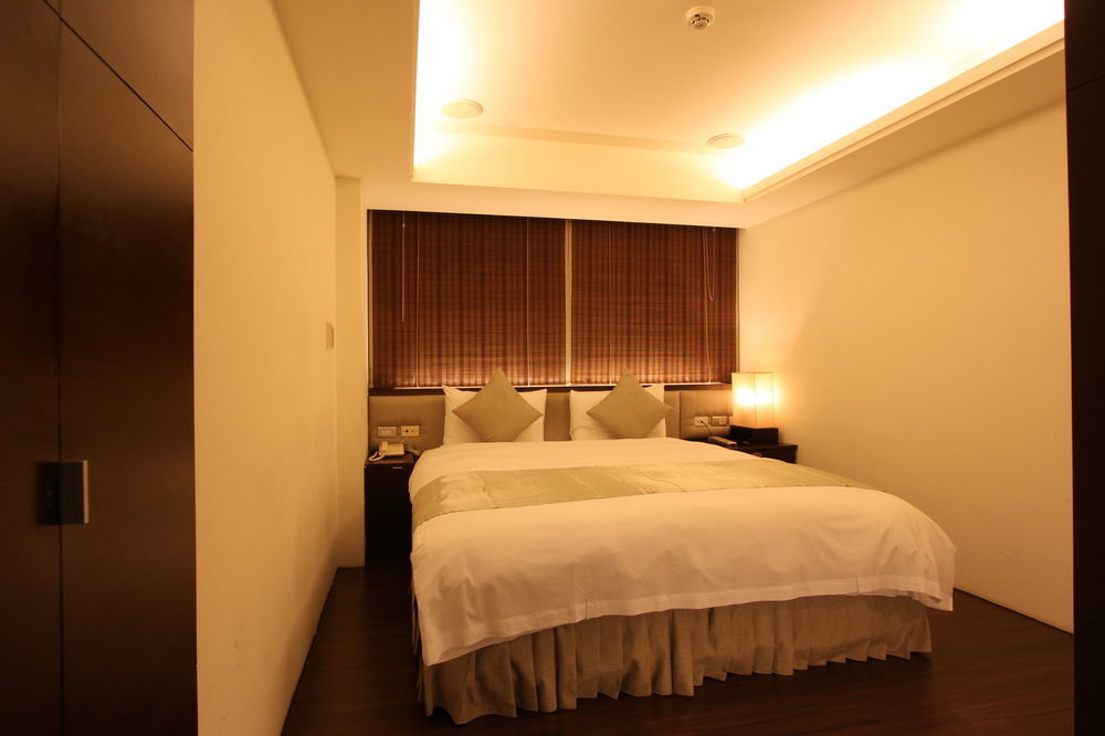 Shin Yuan Celeb Metro Hotel Hsinchu Buitenkant foto
